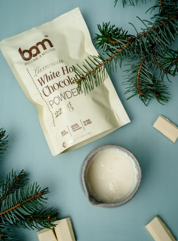 BAM bela vroča čokolada