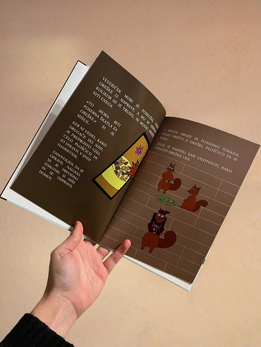 Otroška slikanica Veveriček Mobi
