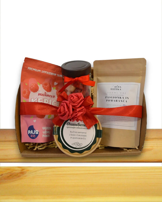 Darilni paket — liofiliziran sladoled, sadni čaj, bela čokolada