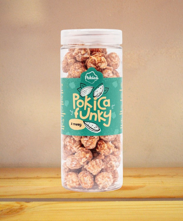 Pokica Funky s praženimi mandlji