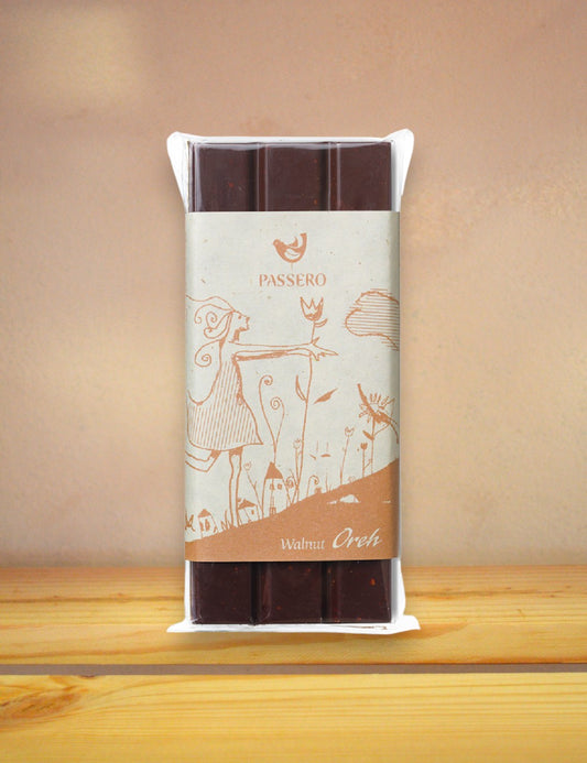 Temna čokoladica z orehi